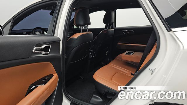 Kia Sportage (V) Gasoline 1.6 Turbo 2WD Nobleless 2022 — фото 12