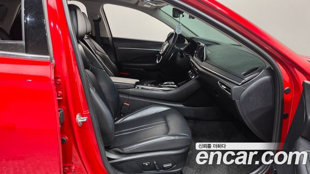 Hyundai Sonata (DN8) 1.6 Turbo Premium Family 2020 — фото 11
