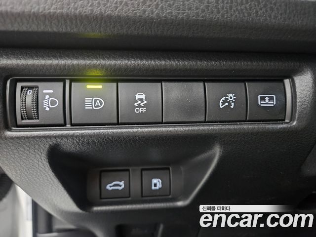 Toyota Camry (XV80) 2.5 XLE Hybrid 2025 — фото 10