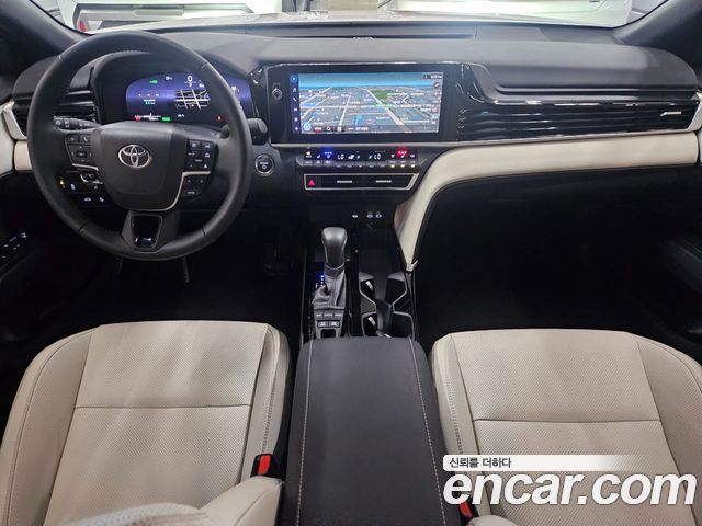 Toyota Camry (XV80) 2.5 XLE Hybrid 2025 — фото 18