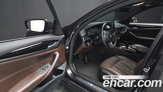 BMW 5 Series (G30) 530i xDrive M Sport Package Plus 2018 — фото 10