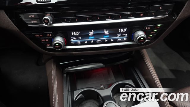 BMW 5 Series (G30) 530i xDrive M Sport Package Plus 2018 — фото 27