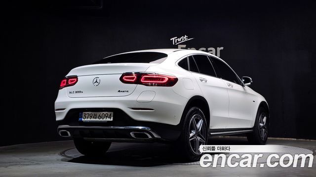 Mercedes-Benz GLC-Class (X253) GLC300e 4MATIC Coupe 2021 — фото 2