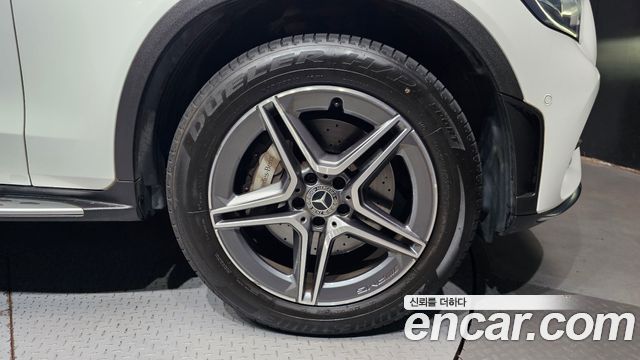 Mercedes-Benz GLC-Class (X253) GLC300e 4MATIC Coupe 2021 — фото 21