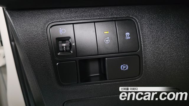 Hyundai Staria L3.5 Cargo 3-Seater Modern 2025 — фото 16