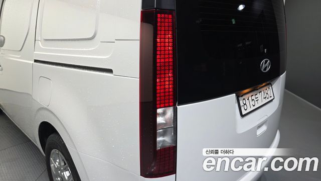 Hyundai Staria L3.5 Cargo 3-Seater Modern 2025 — фото 23