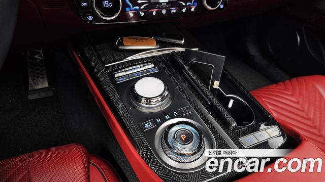 Genesis G80 (RG3) Gasoline 2.5 Turbo AWD 2023 — фото 9