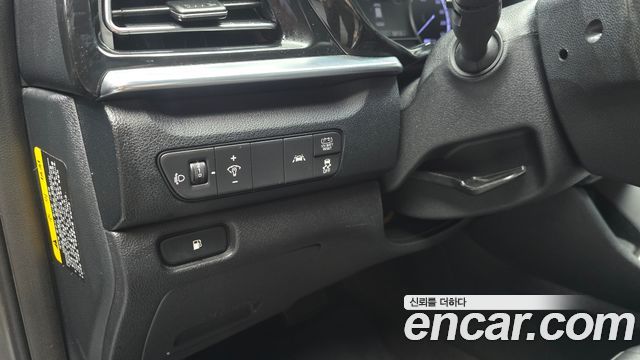 Kia Niro 1.6 HEV Luxury 2020 — фото 18