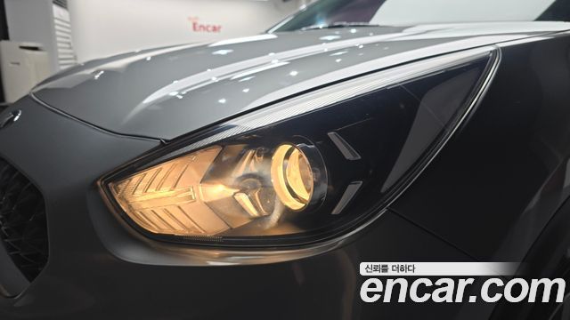 Kia Niro 1.6 HEV Luxury 2020 — фото 22
