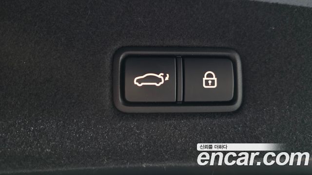 Kia K9 3.8 GDI AWD PlatinumⅡ 2020 — фото 17