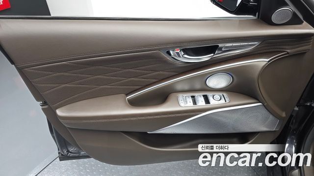 Kia K9 3.8 GDI AWD PlatinumⅡ 2020 — фото 24