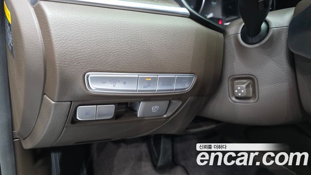 Kia K9 3.8 GDI AWD PlatinumⅡ 2020 — фото 28