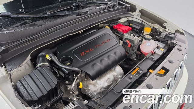 Jeep Renegade 2.4 Limited 2020 — фото 6