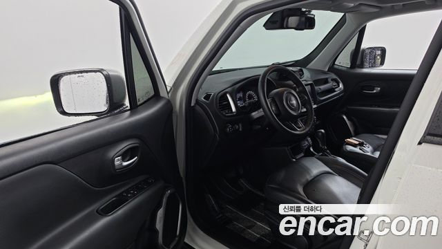 Jeep Renegade 2.4 Limited 2020 — фото 10
