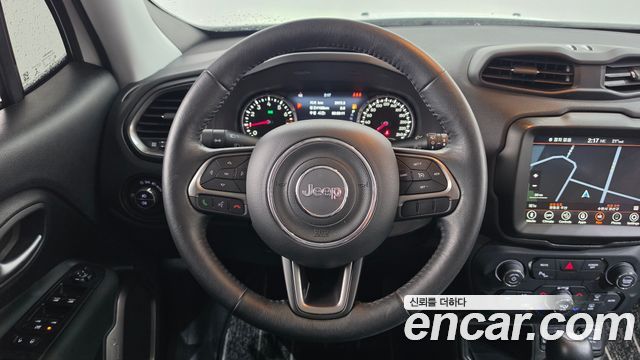 Jeep Renegade 2.4 Limited 2020 — фото 13