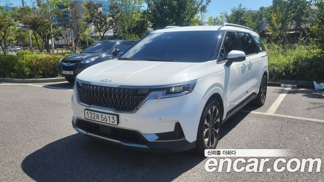 Kia Carnival (IV) Gasoline 7-Seater Signature