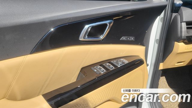 Kia Carnival (IV) Gasoline 7-Seater Signature 2023 — фото 19