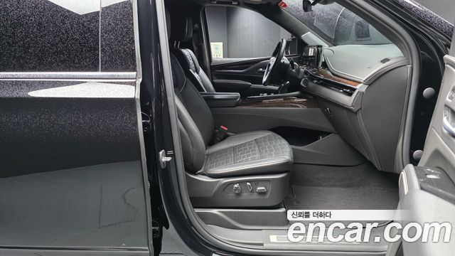 Cadillac Escalade (V) 6.2 ESV ESV Premium Luxury Platinum 2022 — фото 26