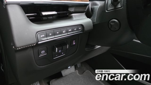 Cadillac Escalade (V) 6.2 ESV ESV Premium Luxury Platinum 2022 — фото 27