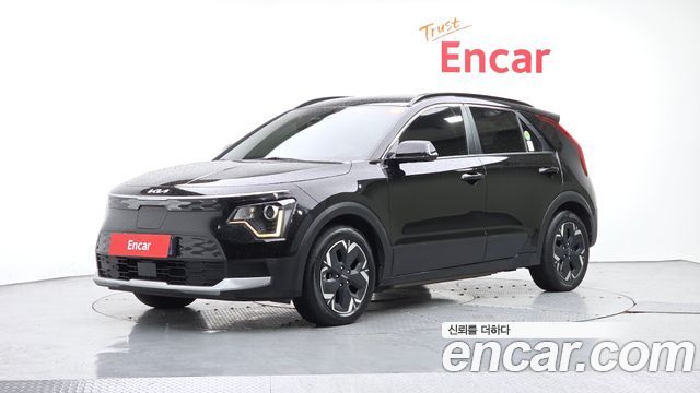 Kia Niro EV Air 2023 — фото 1