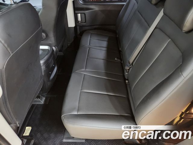 Hyundai Staria Cargo 5-Seater Modern 2024 — фото 8