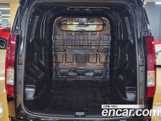 Hyundai Staria Cargo 5-Seater Modern 2024 — фото 20