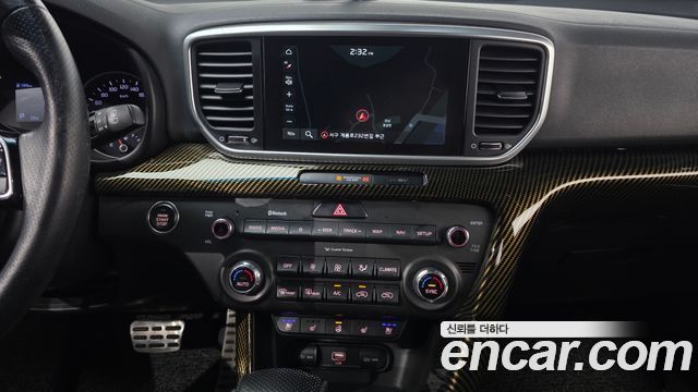 Kia Sportage The Bold Diesel 2.0 2WD Prestige 2020 — фото 13