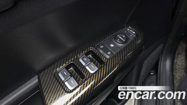 Kia Sportage The Bold Diesel 2.0 2WD Prestige 2020 — фото 20
