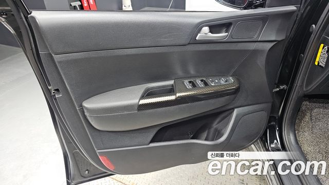 Kia Sportage The Bold Diesel 2.0 2WD Prestige 2020 — фото 24