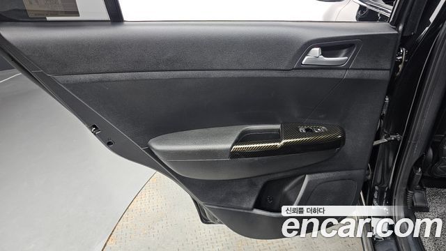 Kia Sportage The Bold Diesel 2.0 2WD Prestige 2020 — фото 25