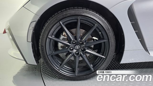 Toyota GR86 2.4 Premium 2023 — фото 5