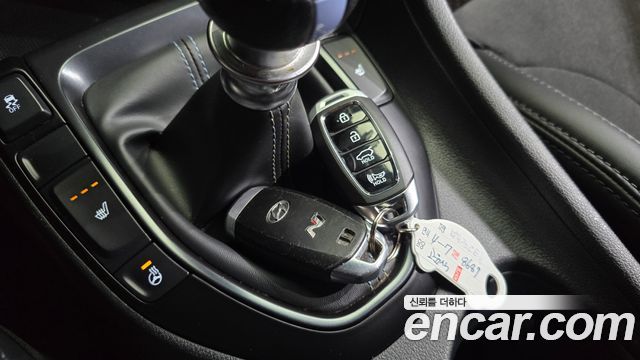 Hyundai Veloster (JS) 2.0 N 2022 — фото 15