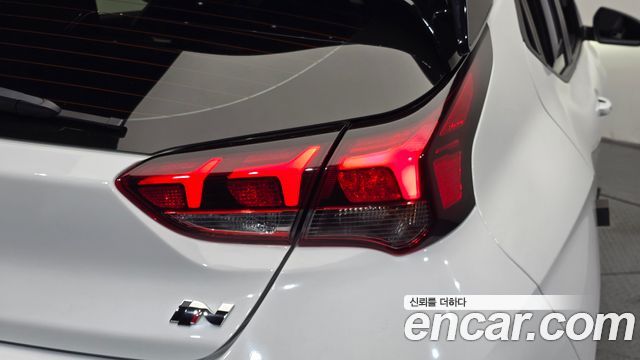 Hyundai Veloster (JS) 2.0 N 2022 — фото 23