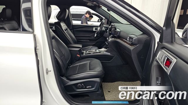 Ford Explorer (VI) 2.3 LimIted 4WD 2020 — фото 11
