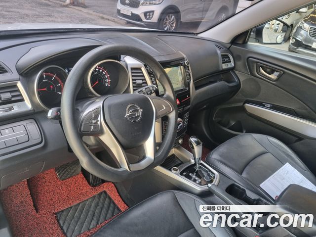 KG Mobility (SsangYong) Tivoli Diesel TX 2WD 2017 — фото 18