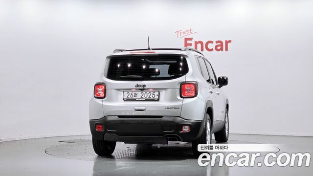 Jeep Renegade 2.4 Limited 2019 — фото 4