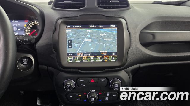Jeep Renegade 2.4 Limited 2019 — фото 12