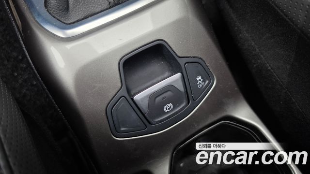 Jeep Renegade 2.4 Limited 2019 — фото 28