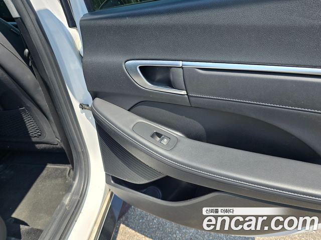 Hyundai Sonata The Edge (DN8) 2.0 Premium 2024 — фото 19