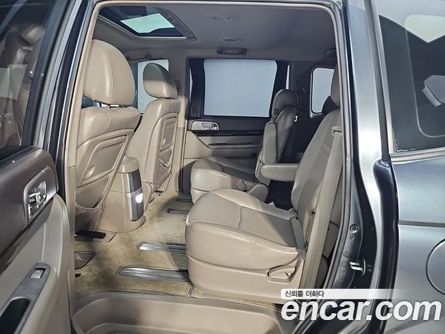 KG Mobility (SsangYong) Korando Turismo 4WD GT 9-seater 2014 — фото 16