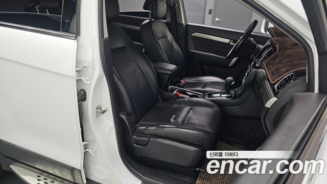 Chevrolet Captiva 2WD LTZ 2016 — фото 12