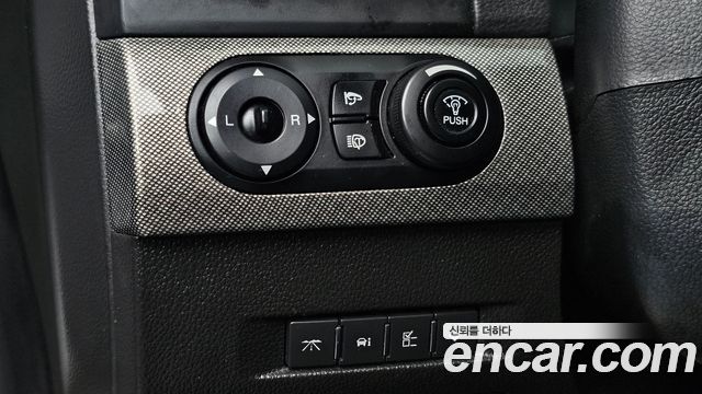 Chevrolet Captiva 2WD LTZ 2016 — фото 13