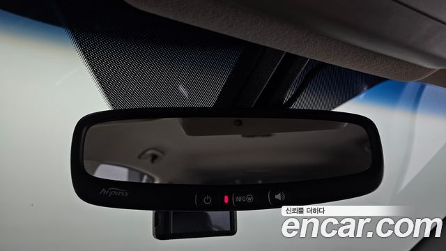 Chevrolet Captiva 2WD LTZ 2016 — фото 18
