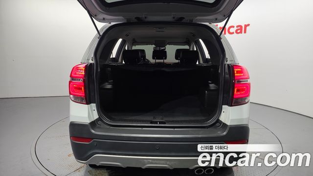 Chevrolet Captiva 2WD LTZ 2016 — фото 20