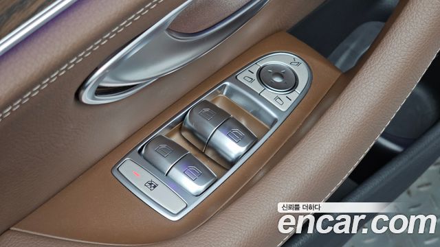 Mercedes-Benz E-Class (W213) E300e 4MATIC Exclusive 2023 — фото 30