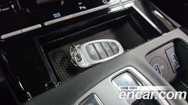 Hyundai Grandeur (IG) 3.0 LPi (Taxi) example 2020 — фото 29