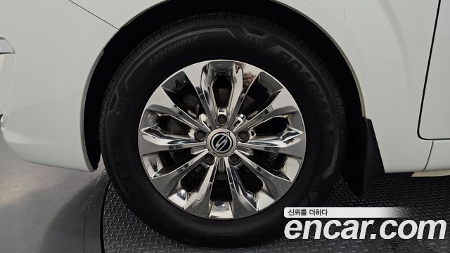 KG Mobility (SsangYong) Korando Turismo 4WD RX 9-seater 2016 — фото 5