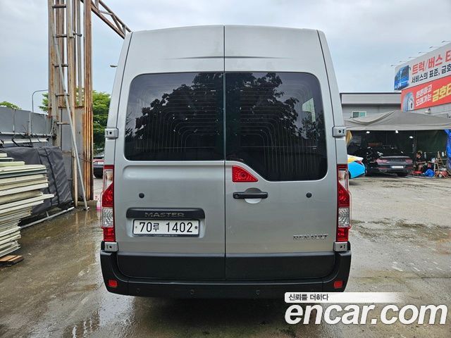 Renault Korea Master 2.3 15-Seater 2020 — фото 4