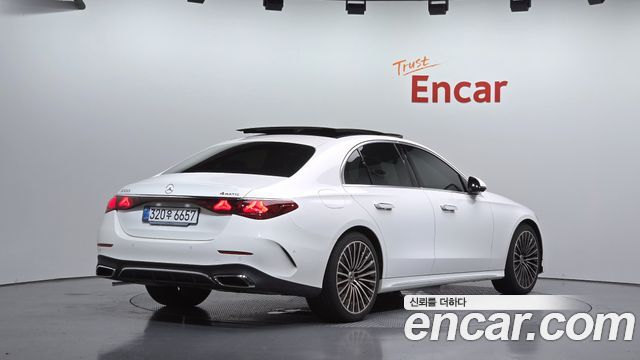 Mercedes-Benz E-Class (W214) E300 4MATIC AMG Line 2025 — фото 2