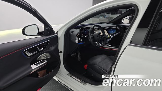 Mercedes-Benz E-Class (W214) E300 4MATIC AMG Line 2025 — фото 10